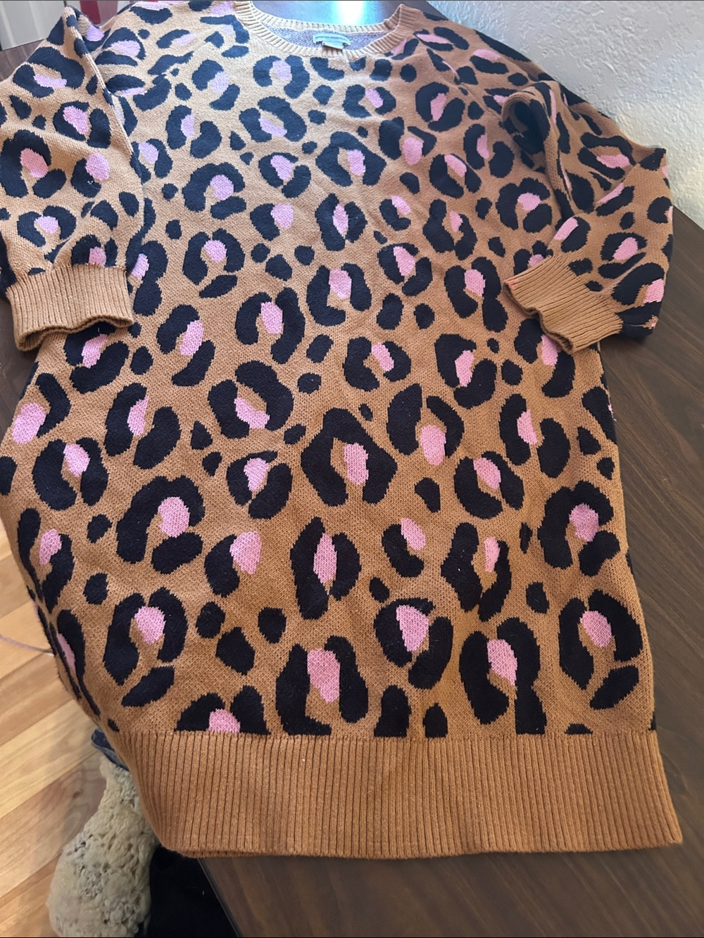 Amazon Essentials Tan Leopard Print Crewneck Sweater with Pink and Black Spots